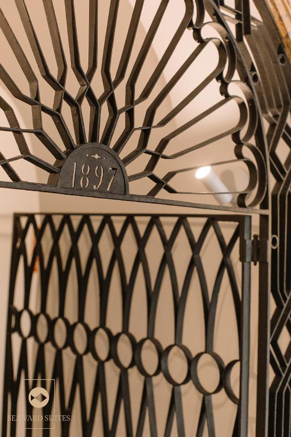 Castelar Palace & By Seaward Suites Aparthotel Villajoyosa