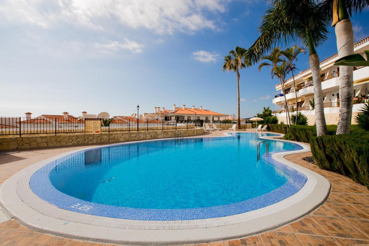 Apartment 21 C Bouganvillas