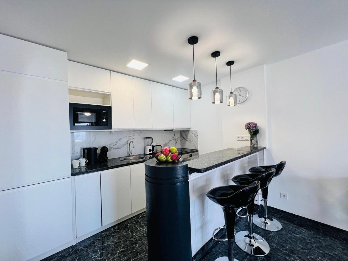 Paulmarie Duplex Ocean View Apartment