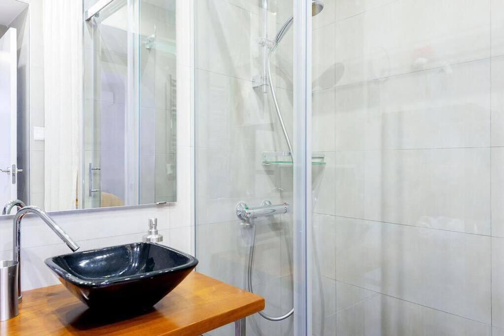 A19 Brand New By Triana Bridge * Sevilla