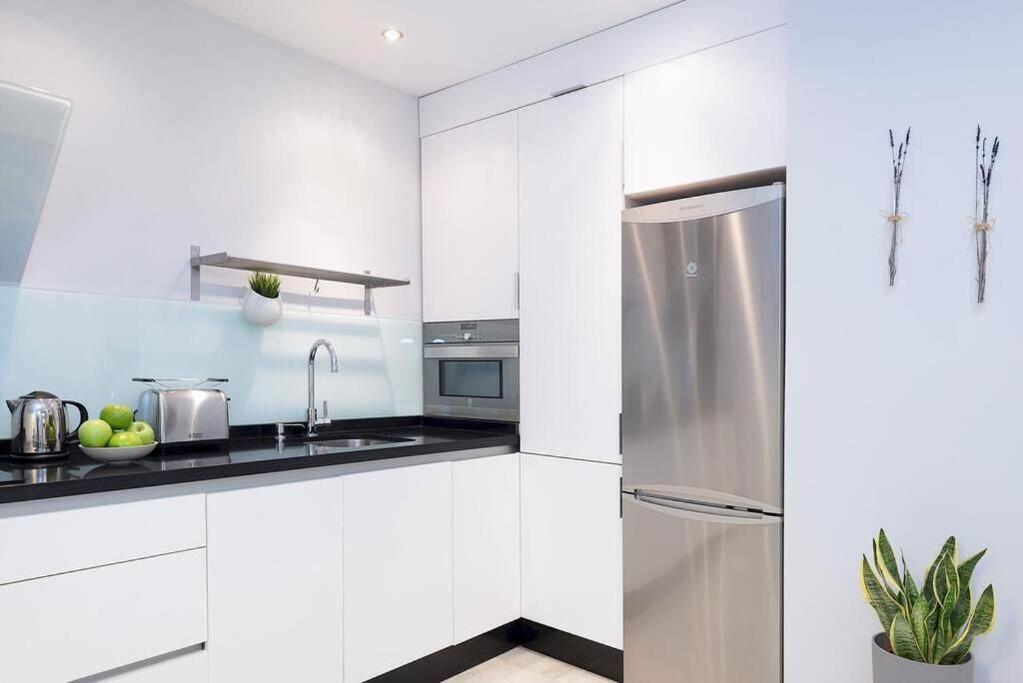 A19 Brand New By Triana Bridge Apartamento *
