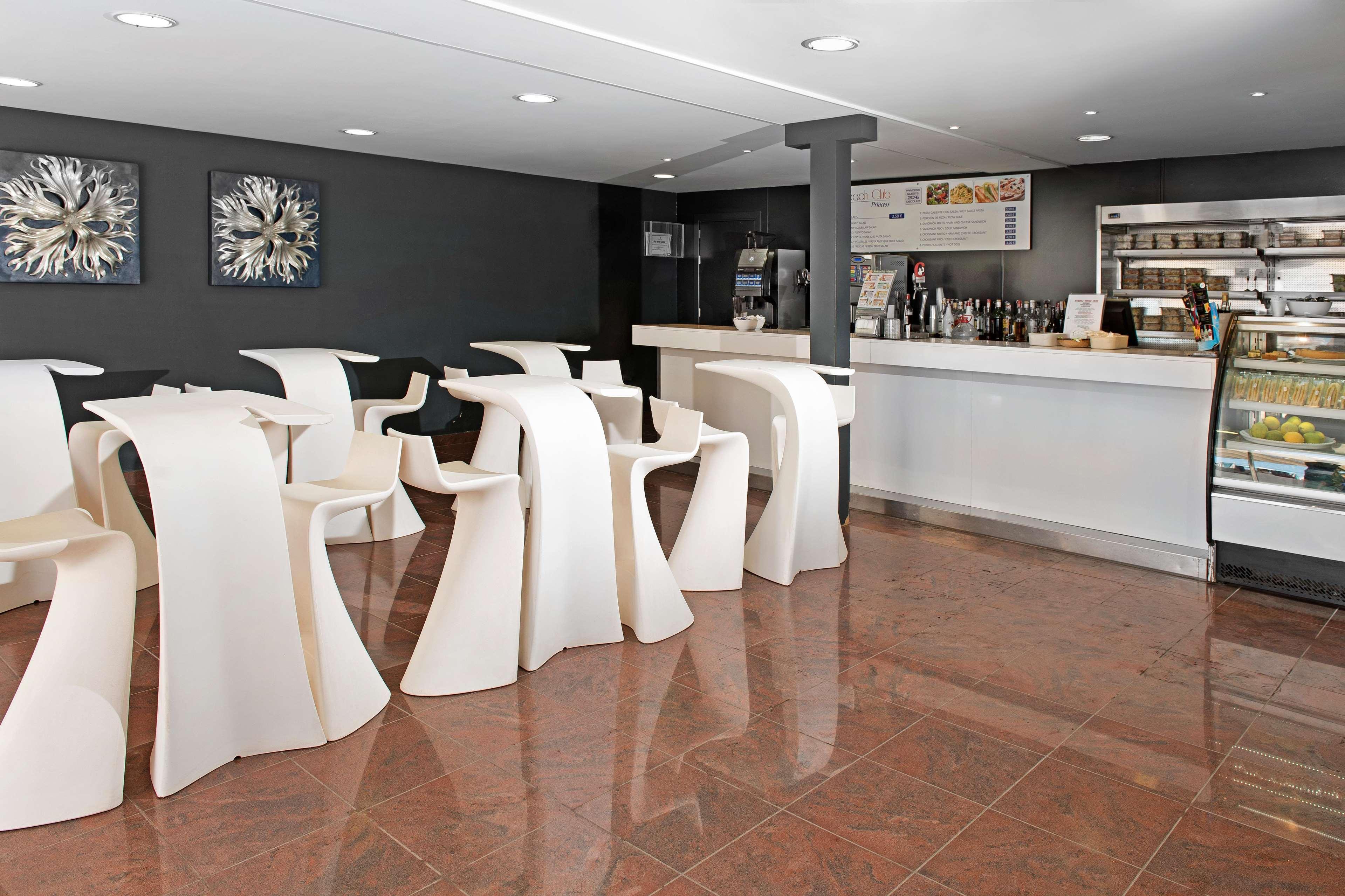 Mogan Princess & Club 4*