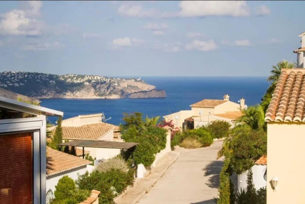 Piscine Privee Et Vue Magnifique Sur La Mer *