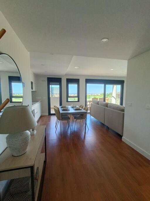 Nuevo Atico Toyo. Vistas Al Mar, Terraza, Solarium, Piscina, A/a, Wifi Y Garaje * El Toyo