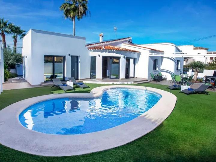 Confort * Denia