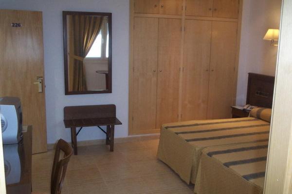 Tio Felipe Hotel 2*