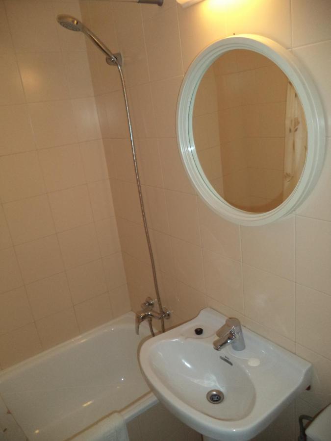 Guest house Hostal Cruz Tossa de Mar