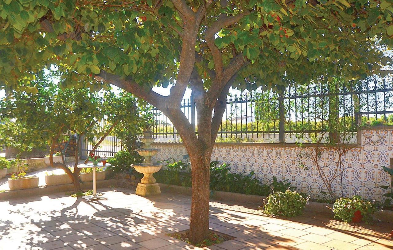 7 Bedroom Beautiful In Сasa de vacaciones Santa Susanna