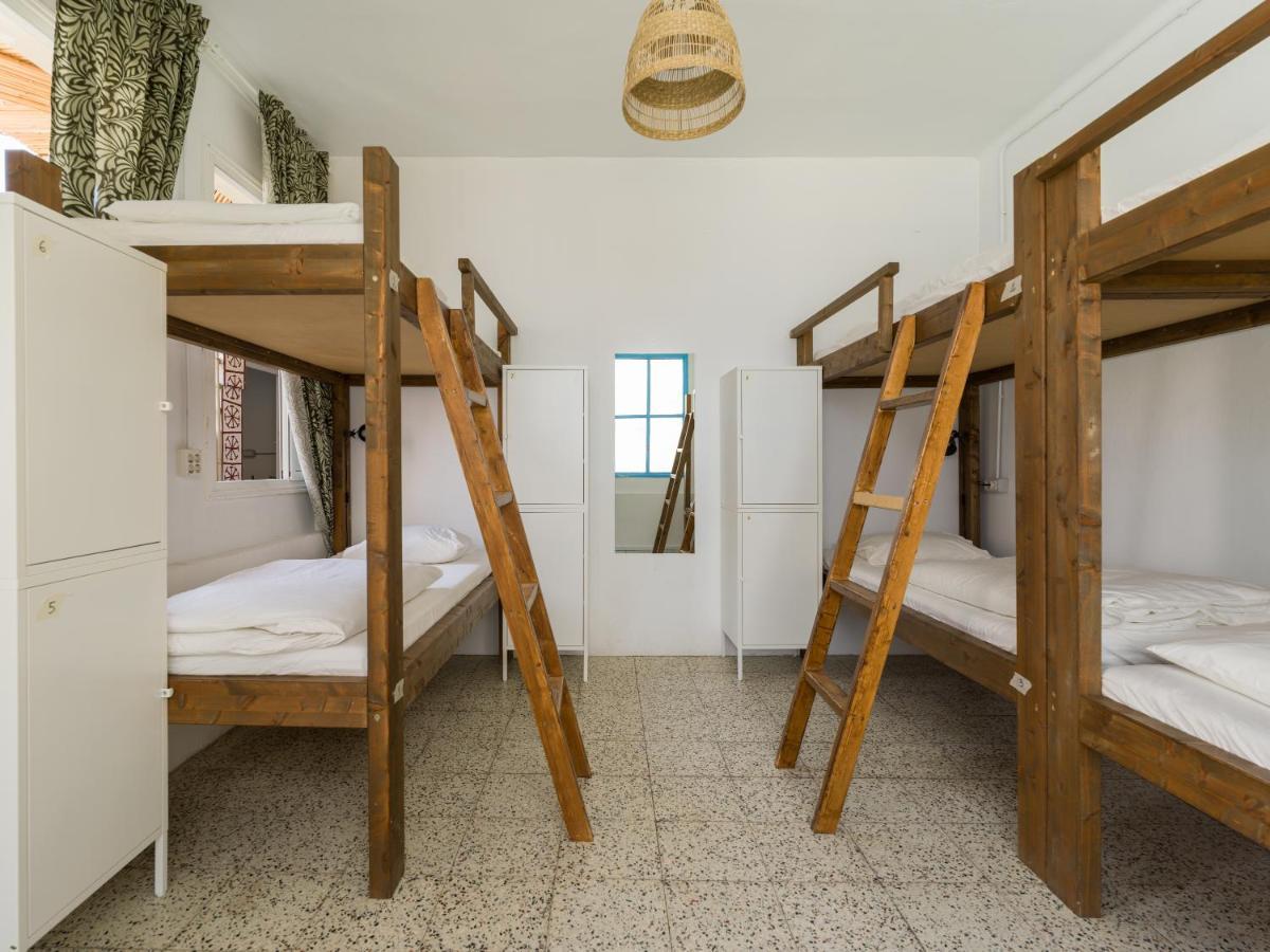 Hostal Jungle House *