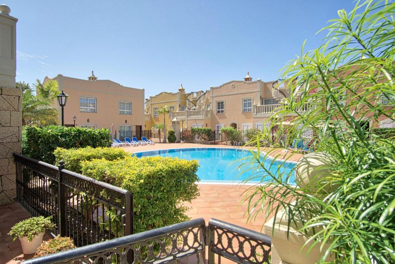 Feel At Home! Two Level With 2 Terraces And Swimming Pool Apartamento Palm-mar