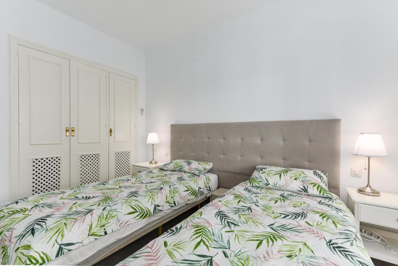 Penthouse Jacaranda Apartamento Estepona
