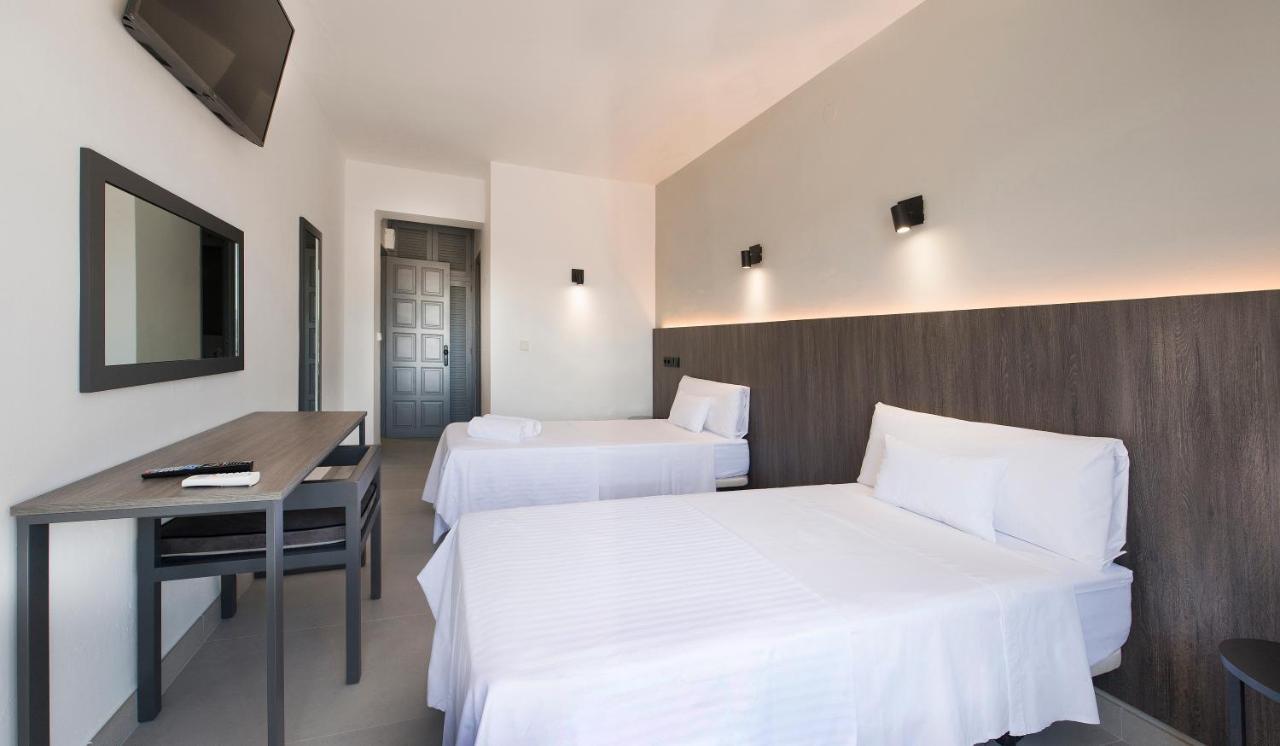 Hotel Base - Adults Only 2*