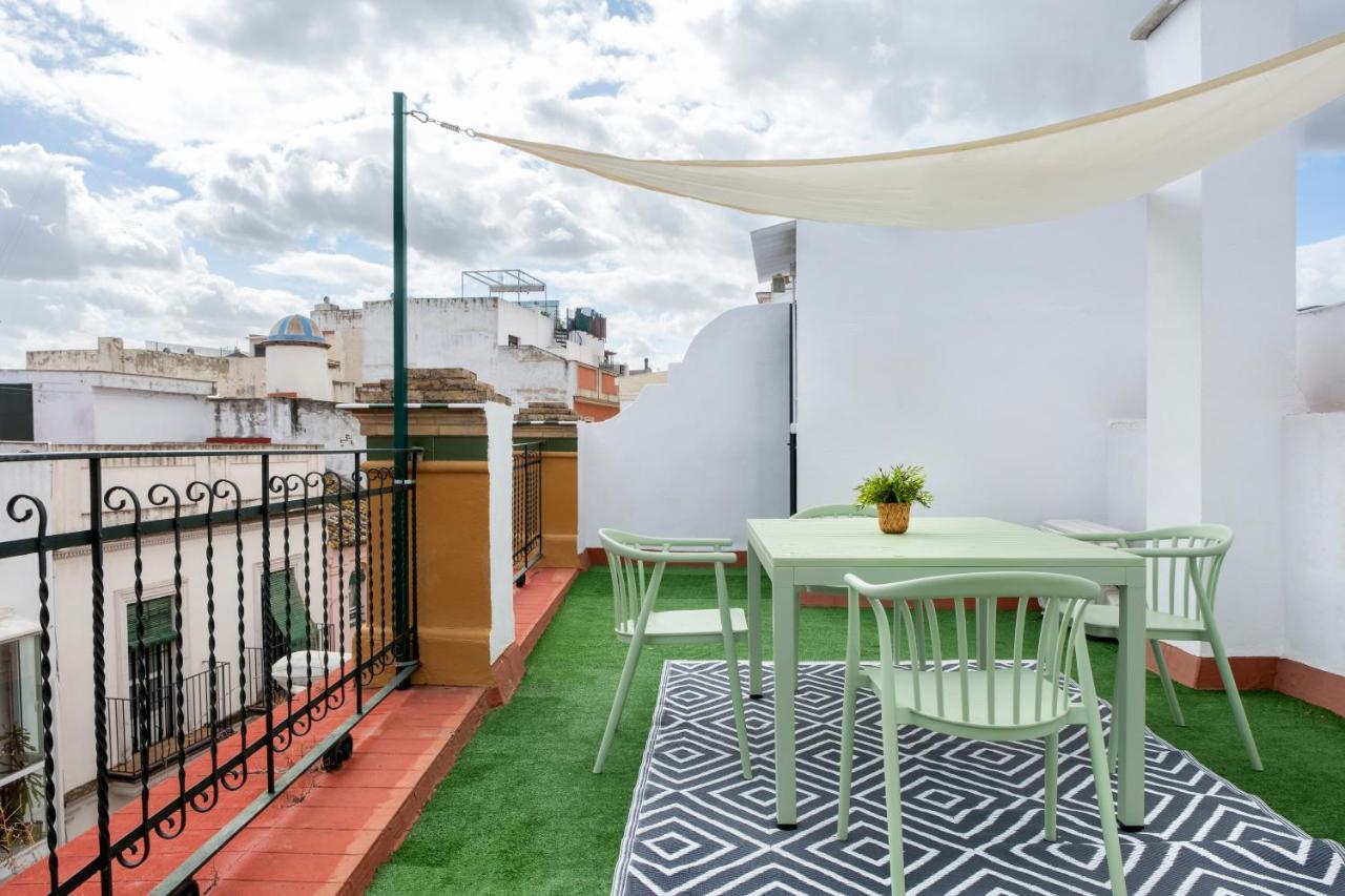 Correduria Apartment *
