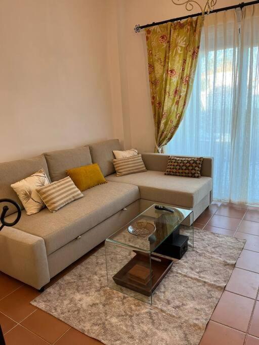 Apto. Residencial La *