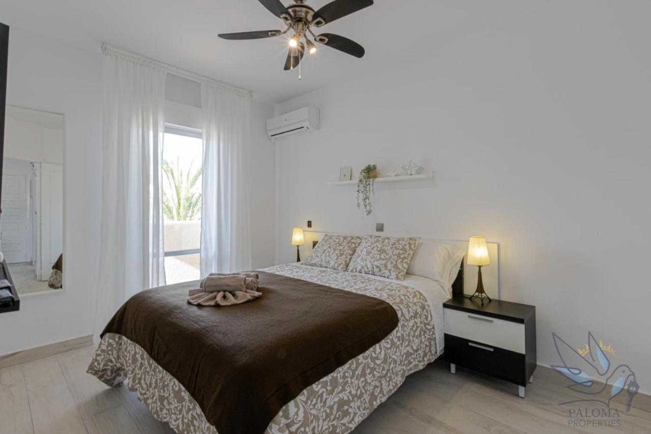 Hermoso En Benalbeach Con Vistas Al Mar Apartamento *