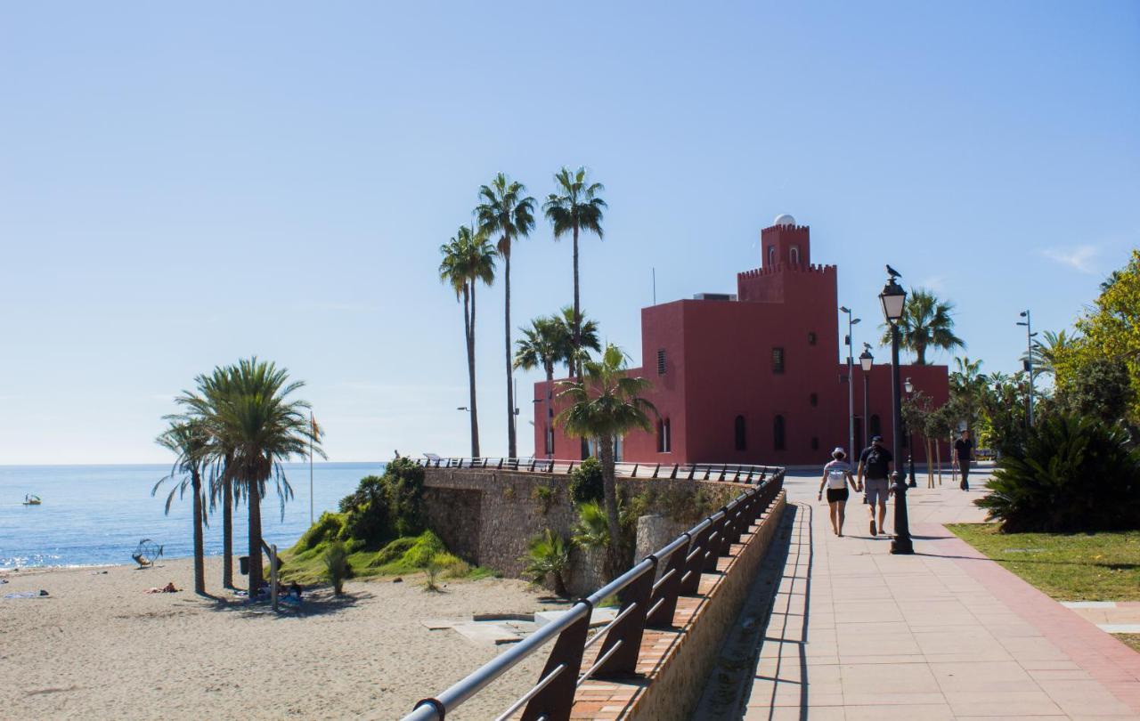 Hermoso En Benalbeach Con Vistas Al Mar Apartamento *