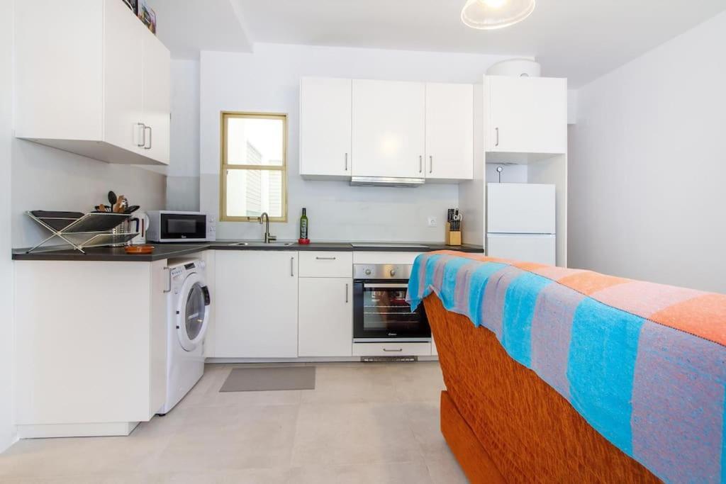 Sea View, Walking Distance! Refurbished 2 Bed, Modern. 20 Min. From Alicante Airport Apartamento Santa Pola