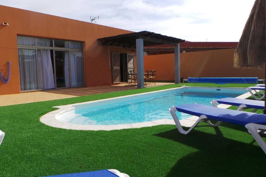 Luxury At Golf Course Villa *
