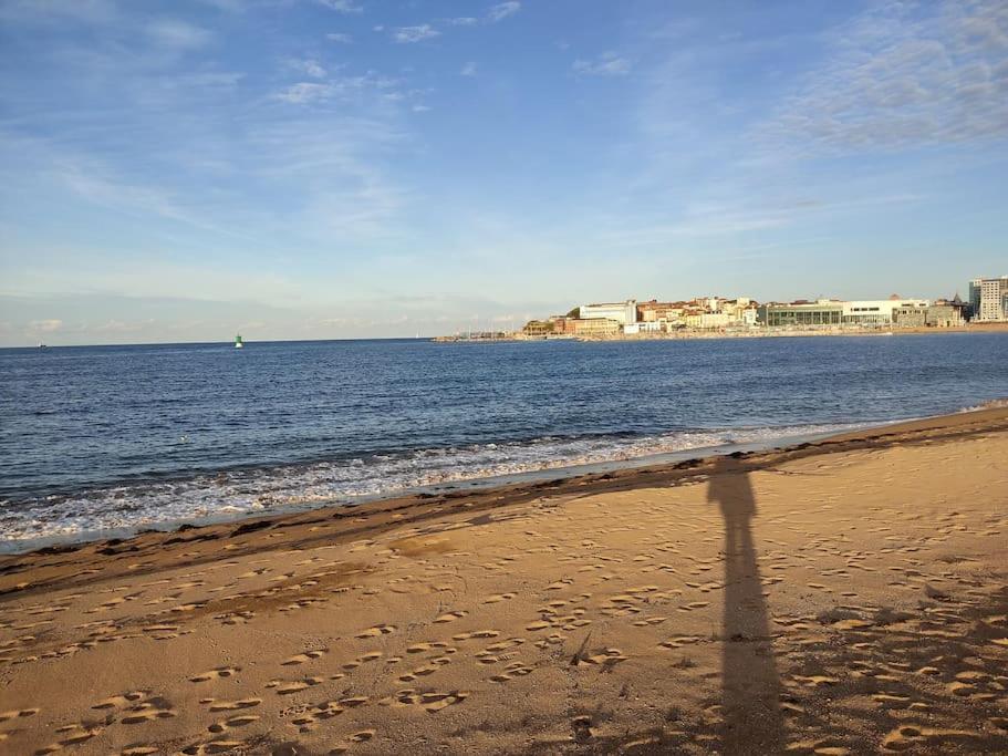 Playa, Terraza, Vistas Al Mar, Garaje, Estacion Ave A 5 Min Andando