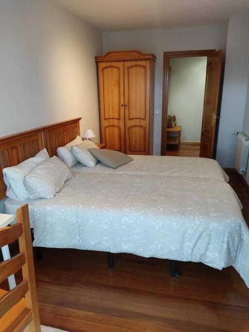 Playa, Terraza, Vistas Al Mar, Garaje, Estacion Ave A 5 Min Andando Apartamento Gijón