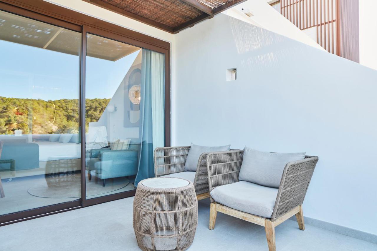 Cala San Miguel Ibiza, Curio Collection By Hilton, Adults Only 5*