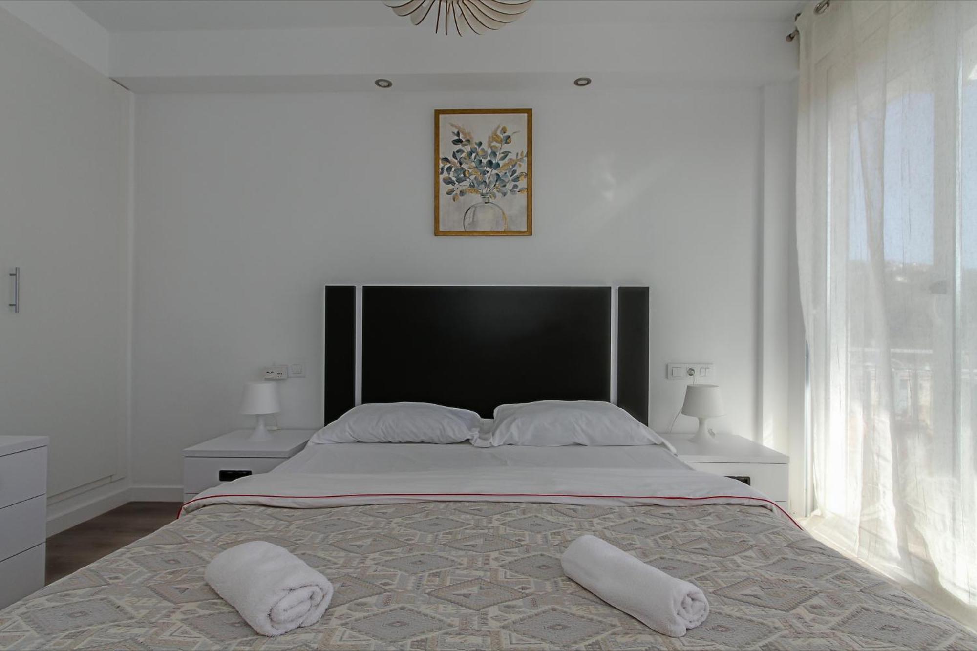 Apartment Seven Seas