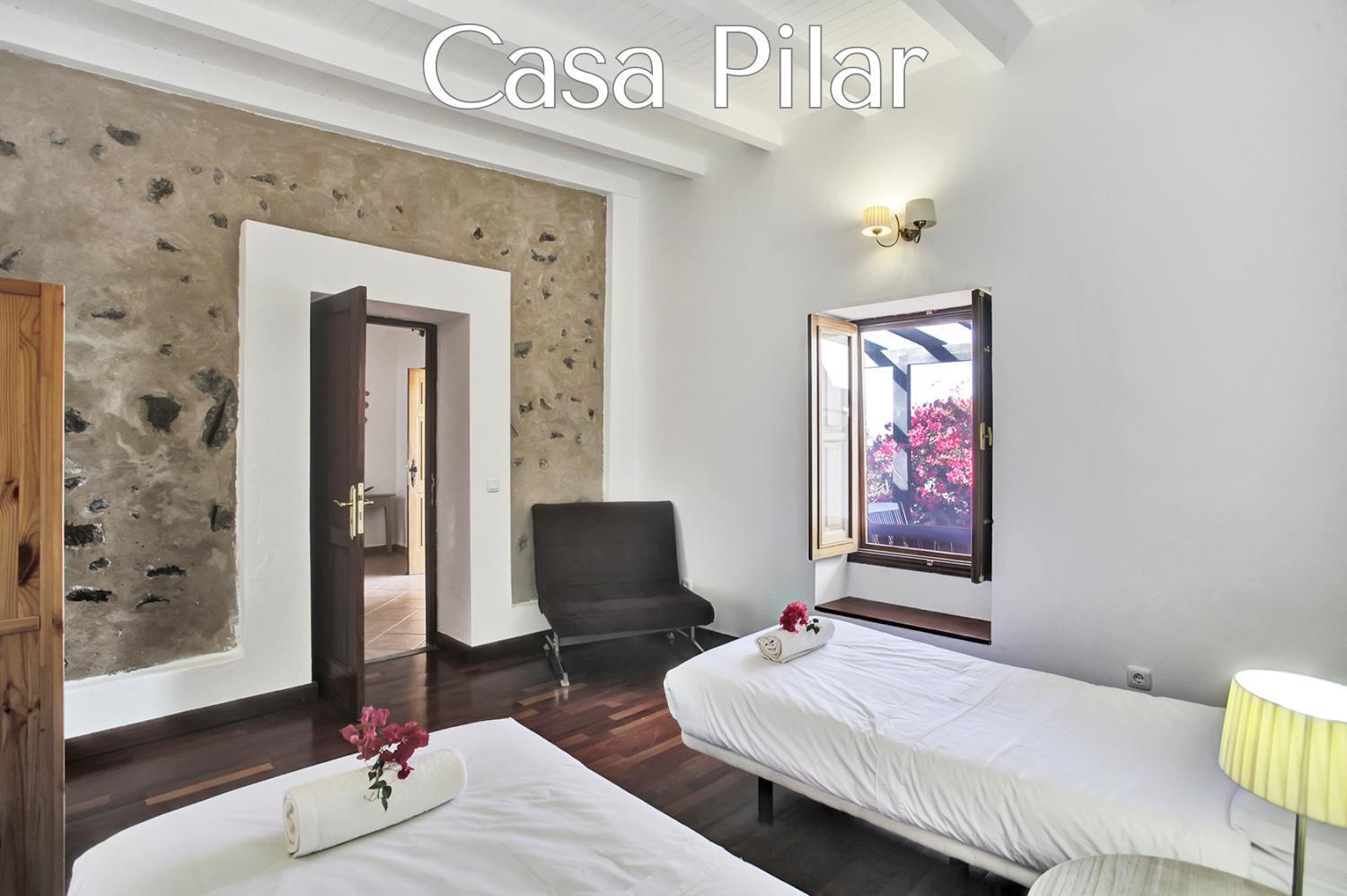 Casa Pilar, Aurora Y Tarabilla En Ecologica Country house Teguitar