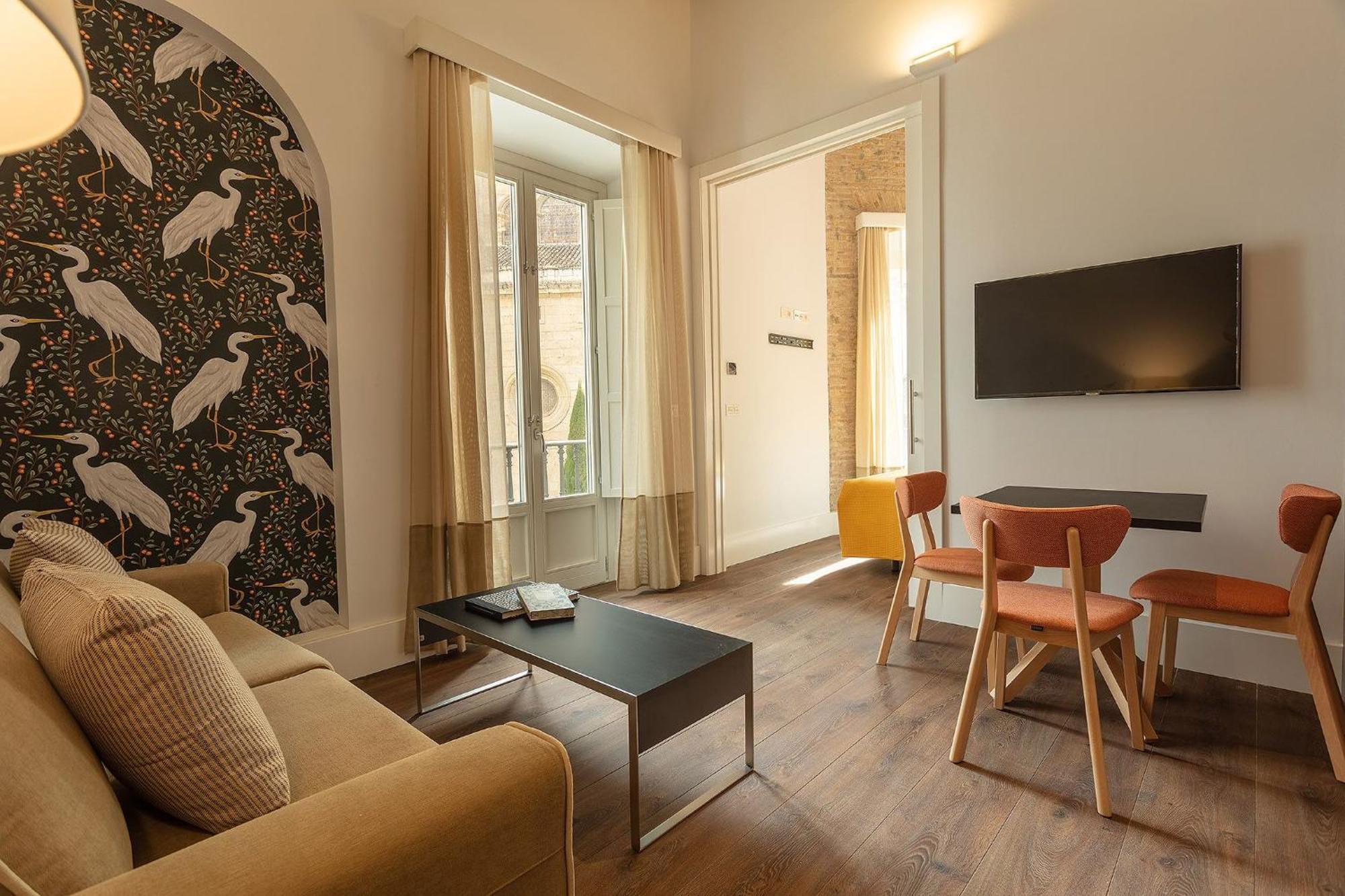 Apartahotel Casa Miravalle Catedral 4*