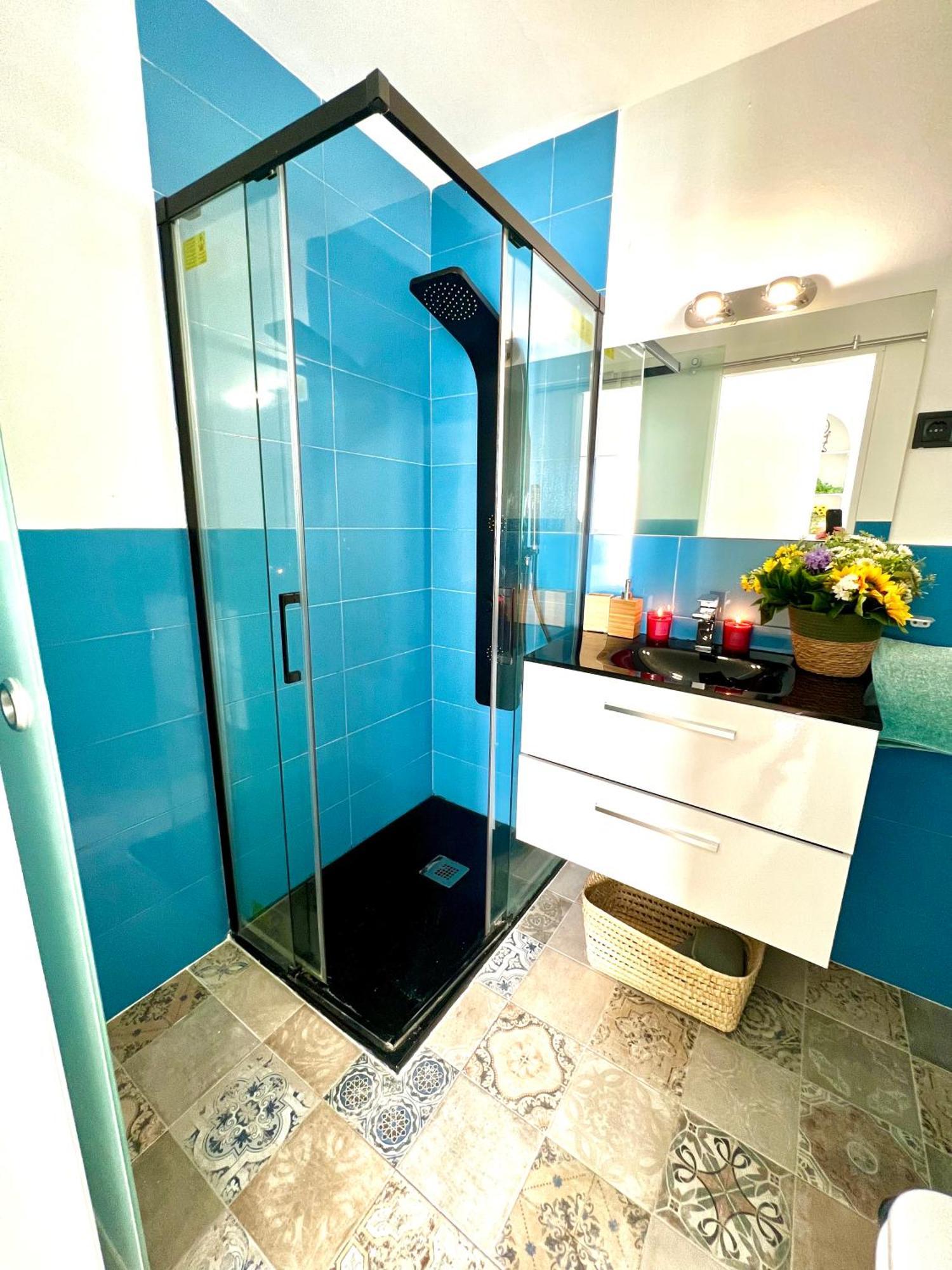 Aamazing ! On The With Pool Close To Everything Apartamento *
