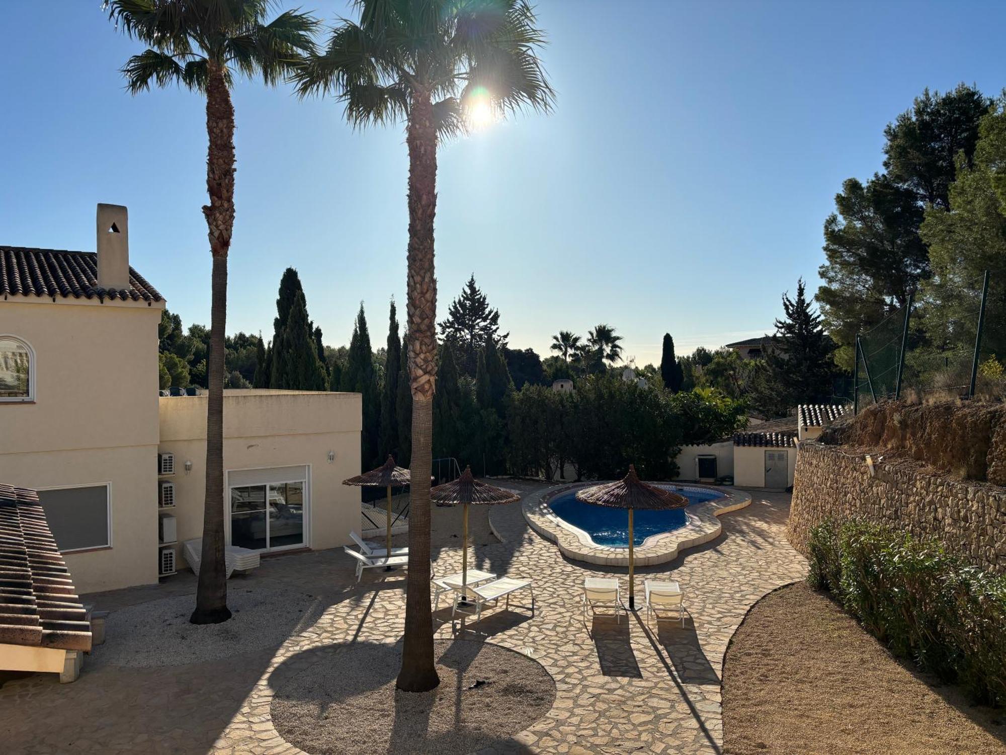 Villa 2 Pools - 24 Persons