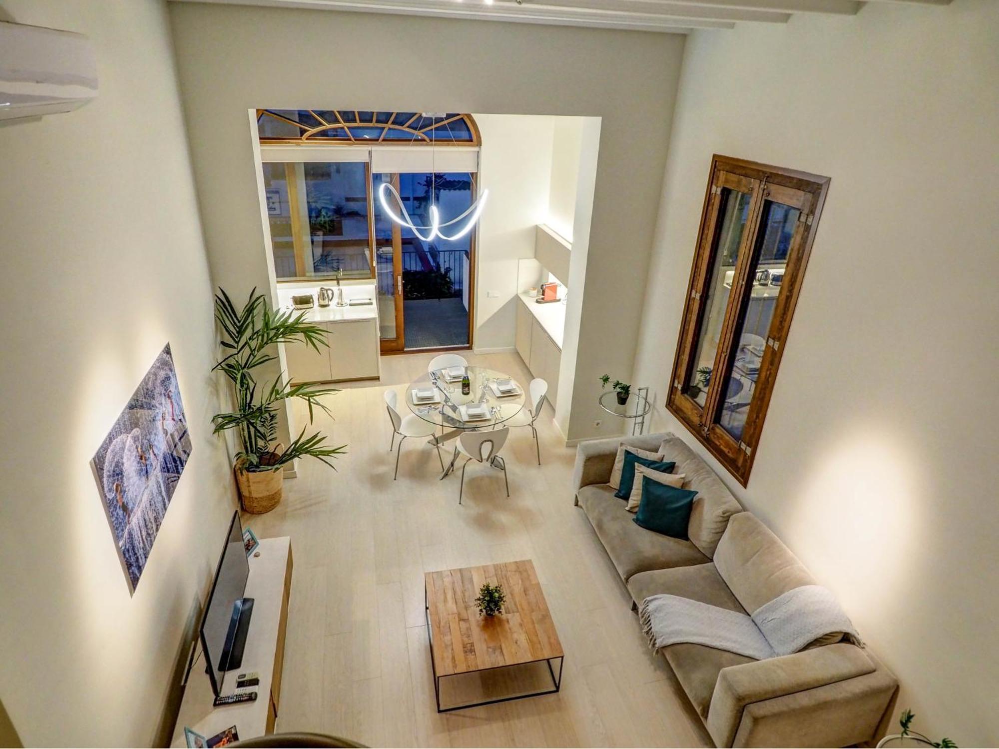 En Vogue By Hello Homes *