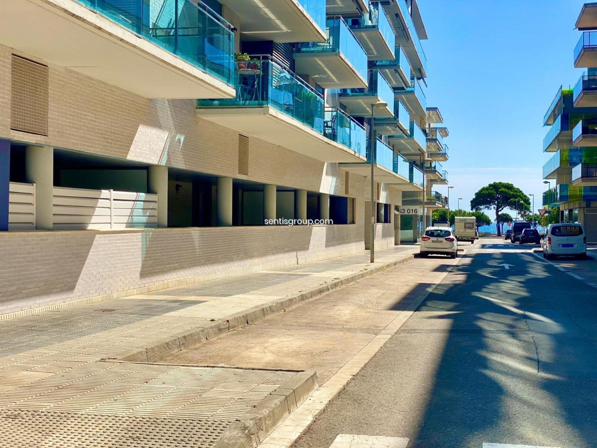 Apartamento En Cambrils, Cerca A La Playa *