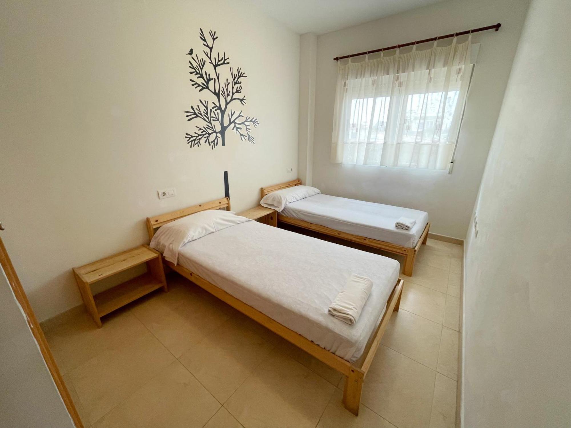 Apartamento Almendros 3000 *