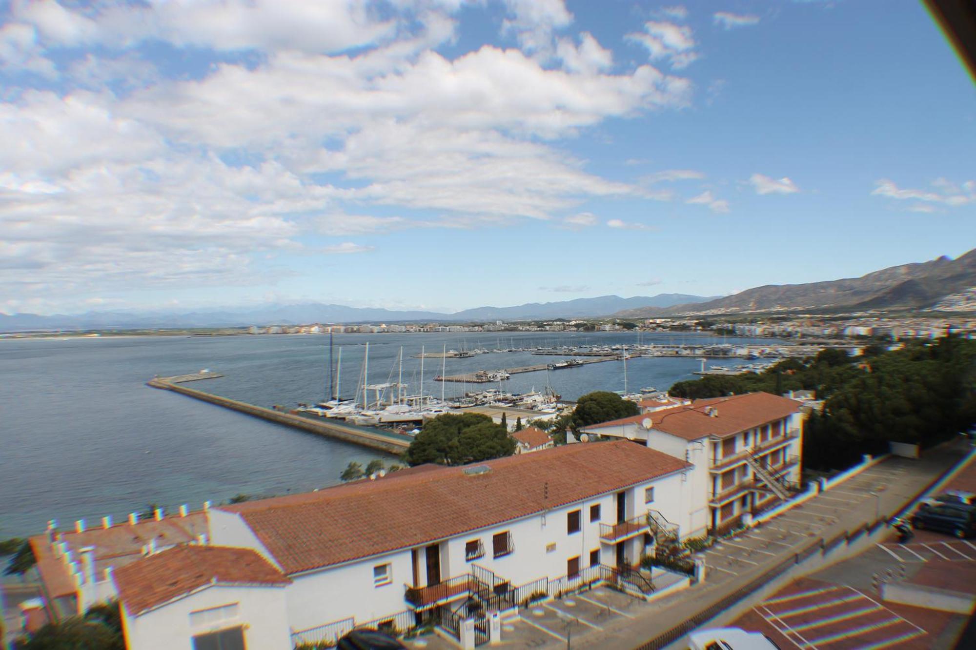 Agi Les Roques Rosas