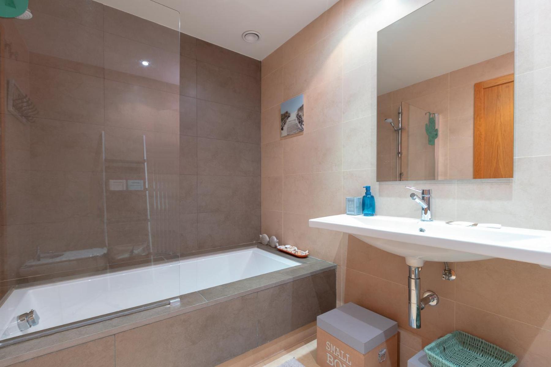Apartment Sailor House Con Piscina En La Nueva Milla De Oro Estepona