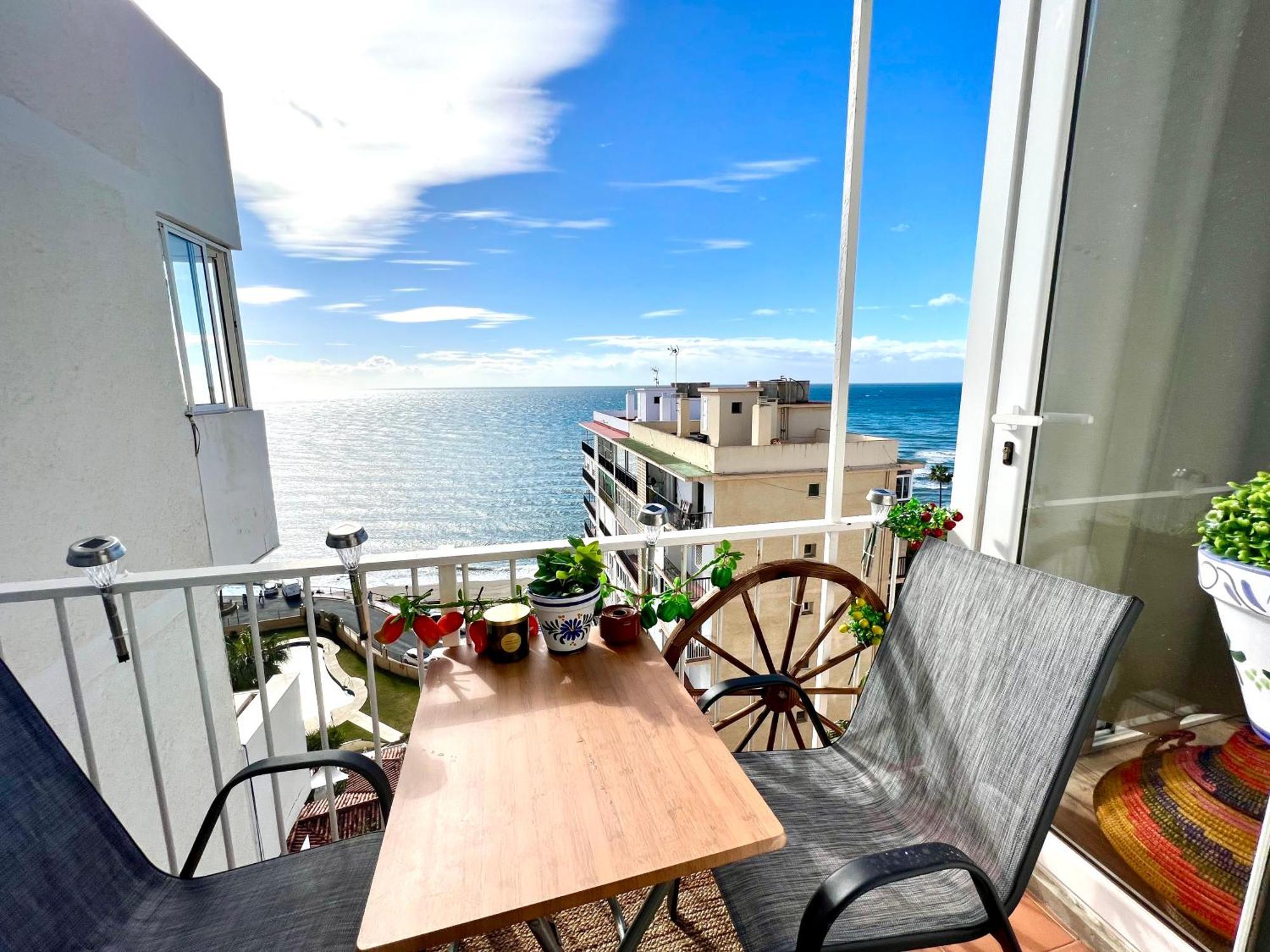 Aamazing ! On The With Pool Close To Everything Apartamento Mijas