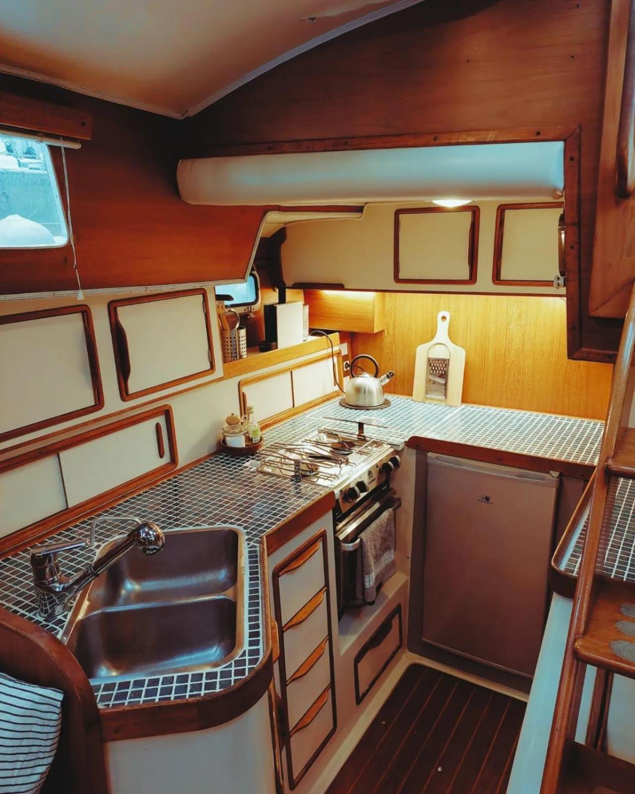 Velero Paradise Acogedor Y Con Encanto Hotel en barco Barcelona