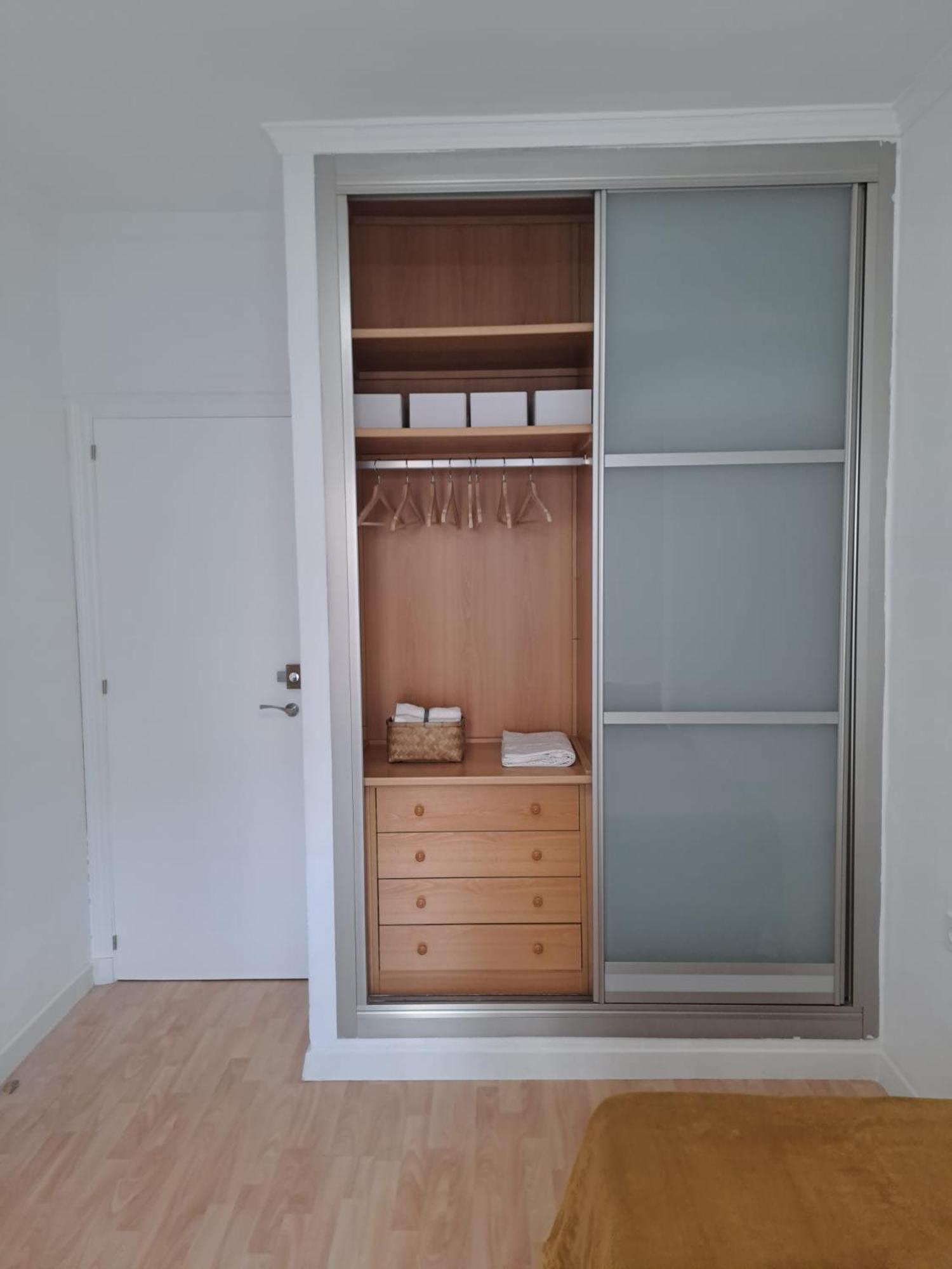 Habitación en casa particular Compartido Hab Privadas Playa De La Caleta Cádiz