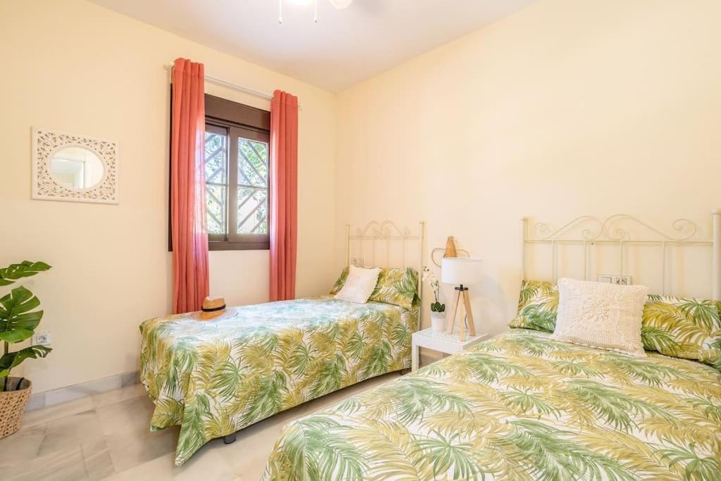 Apartamento Oleholidays Hacienda Del Sol Beachside Luxury