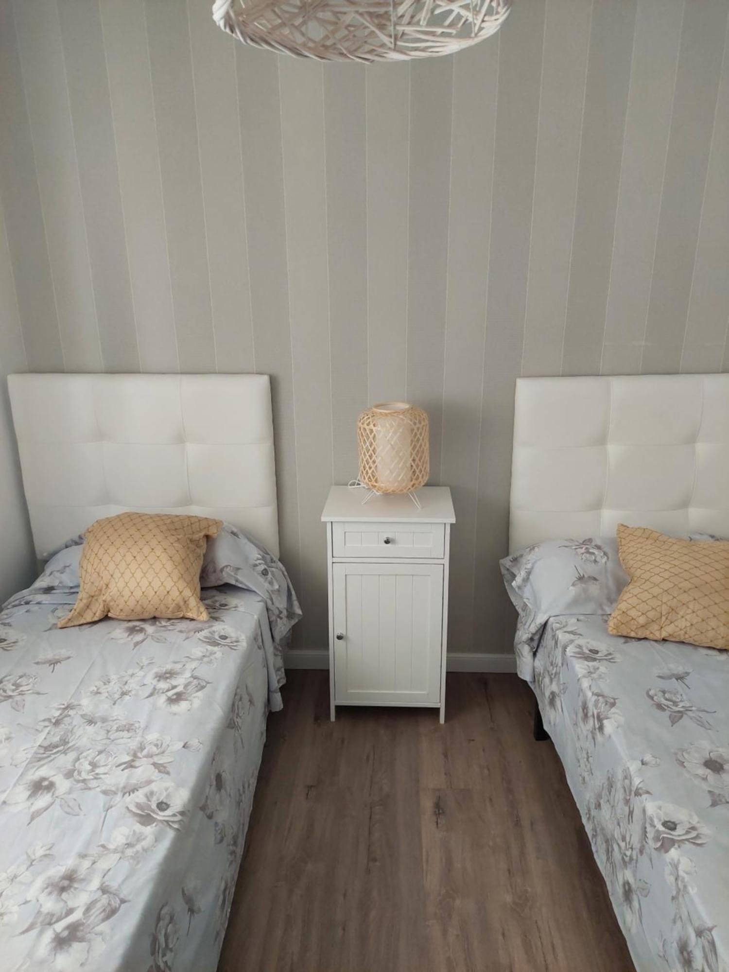 Apartamento Chic Tropical With Garage
