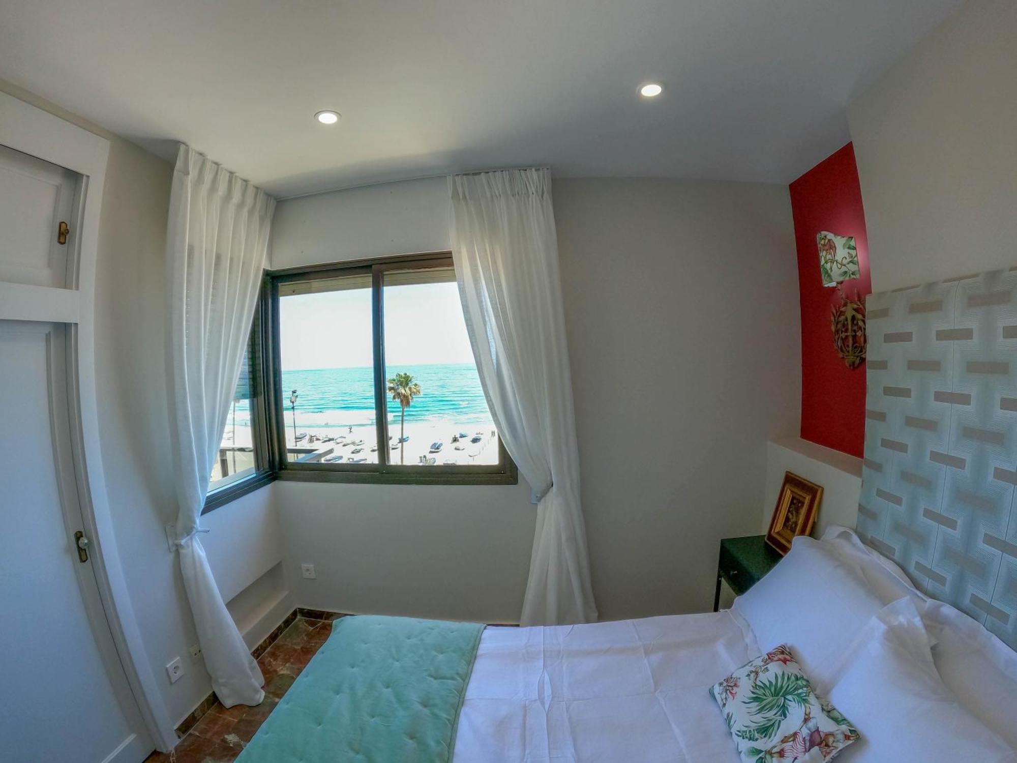 Precioso Piso A Orillas Del Mar En Apartamento