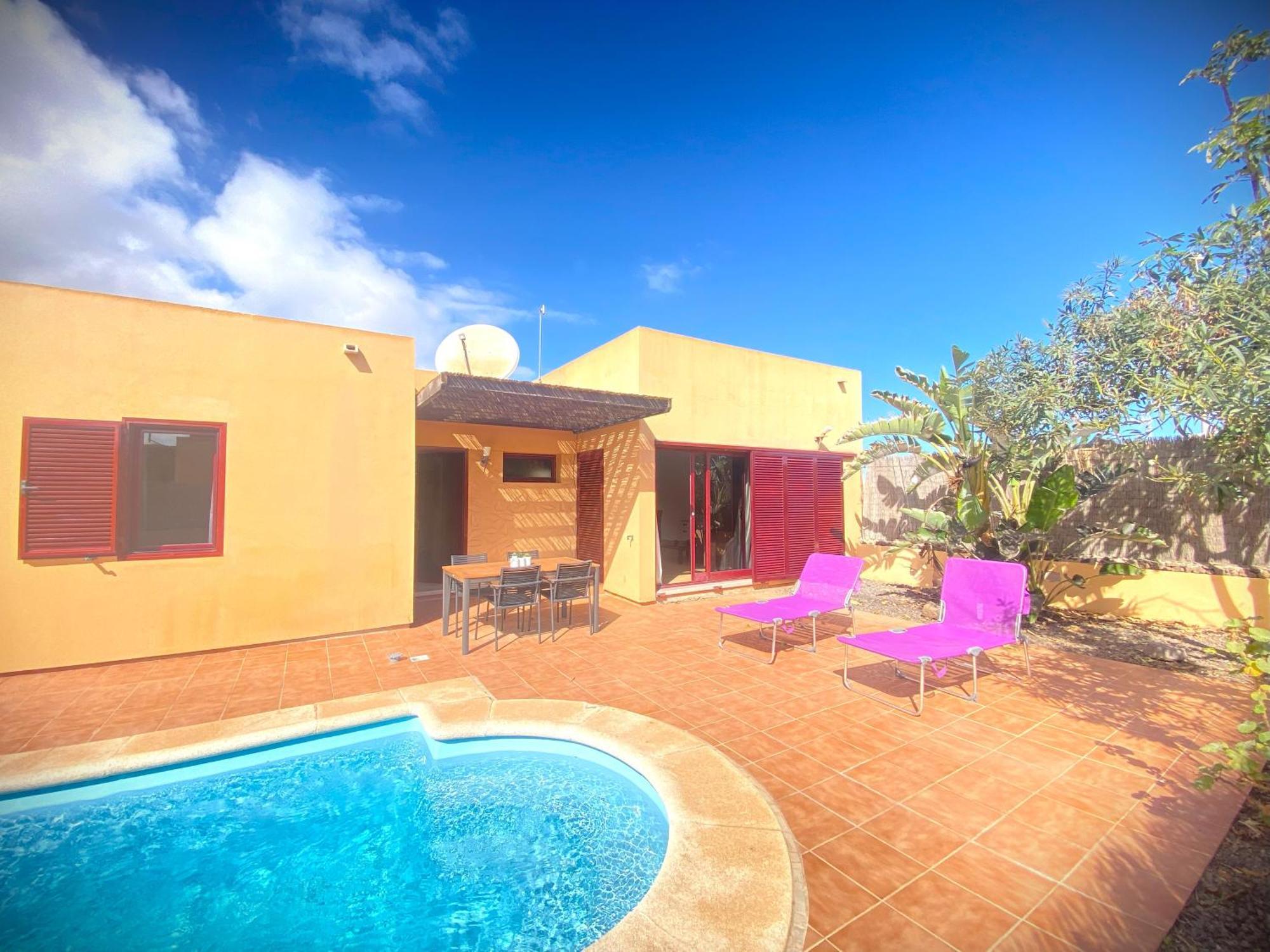 Marlau Con Piscina Privada