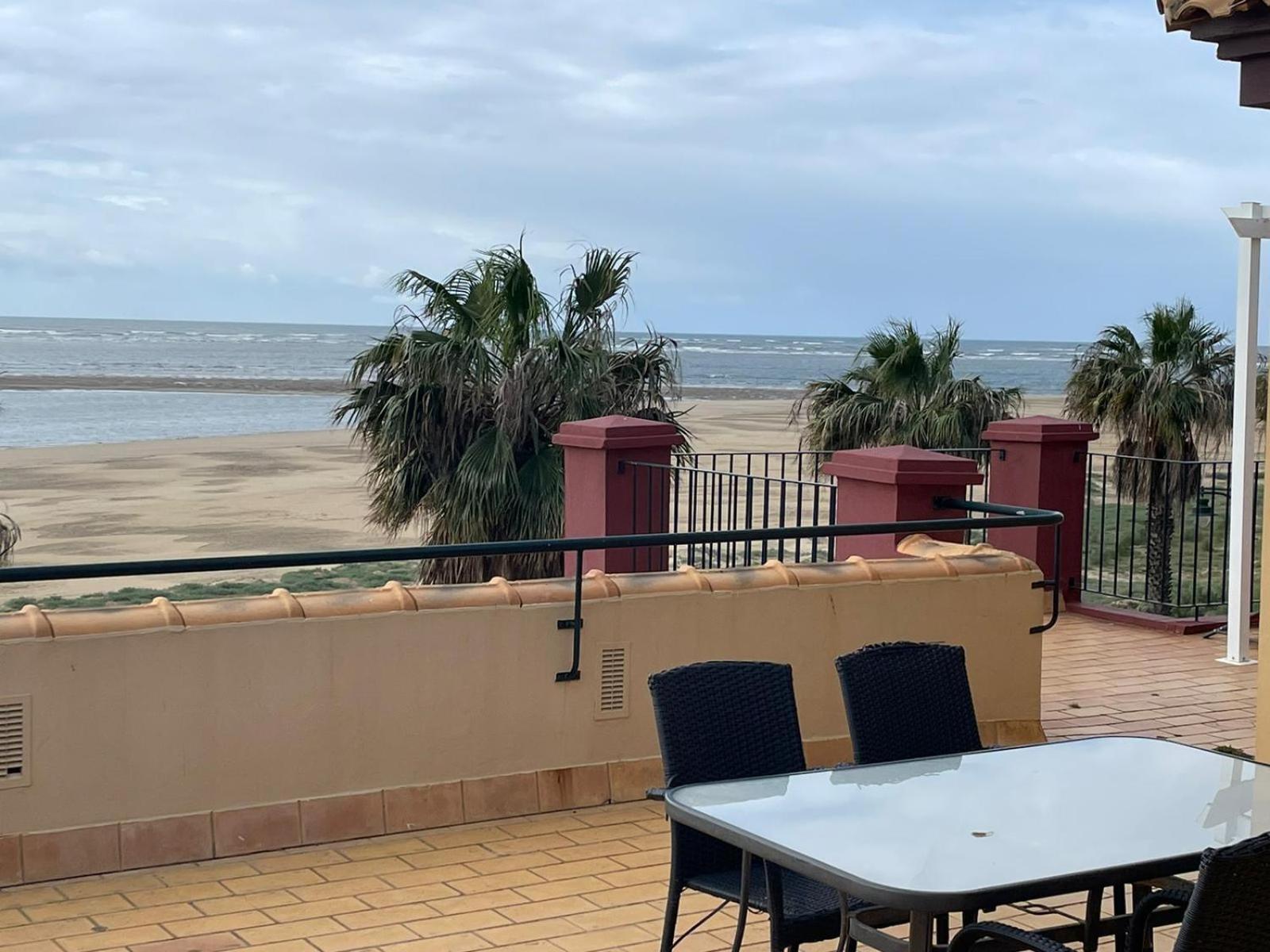 Atico Frontal Al Mar, Tres En Alcaudon *