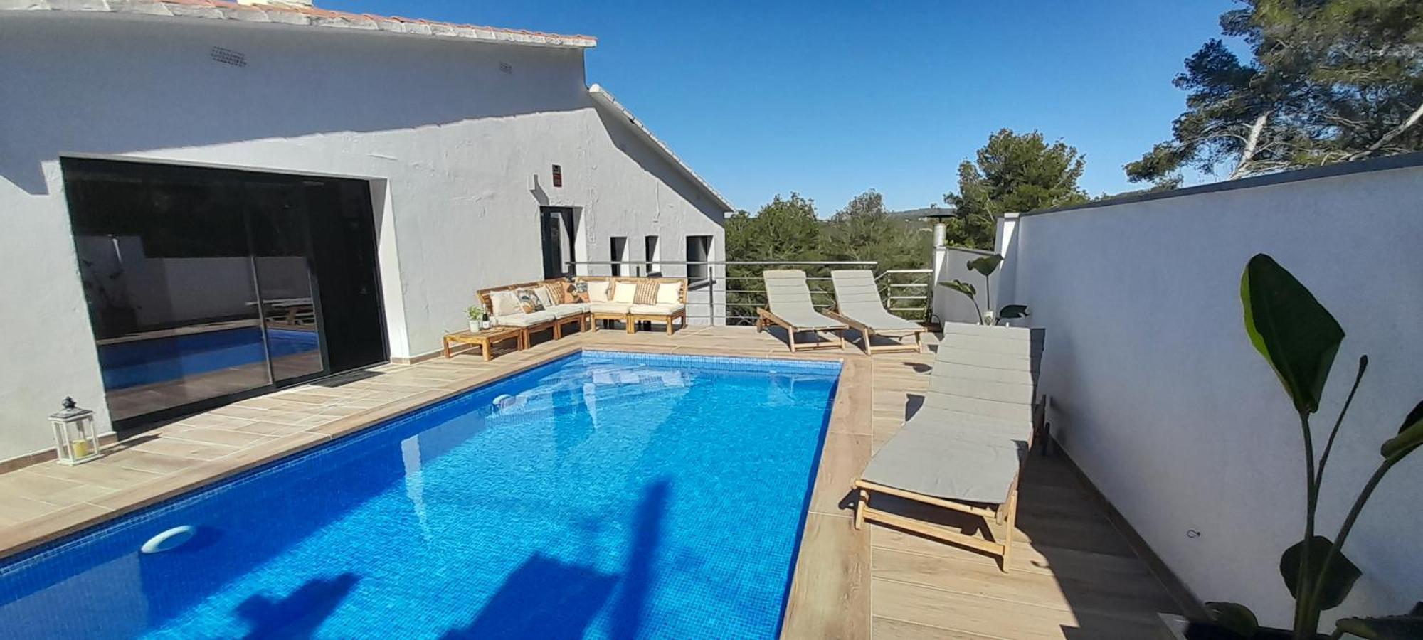 Avril Piscina Privada Y Amplias Terrazas