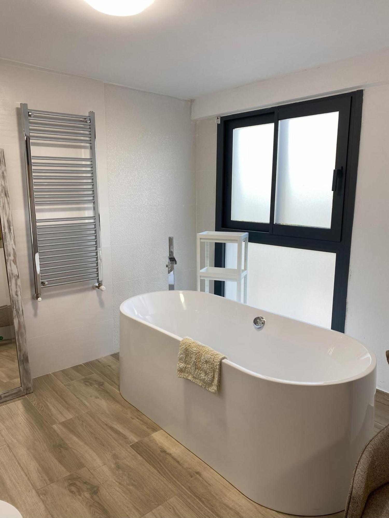Avril Piscina Privada Y Amplias Terrazas Villa