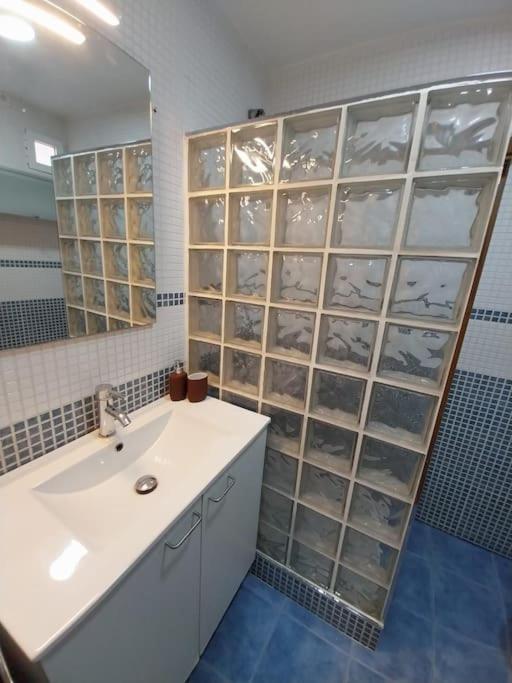 Veguita 2: Piso Renovado A 3 Min De La Playa Apartamento