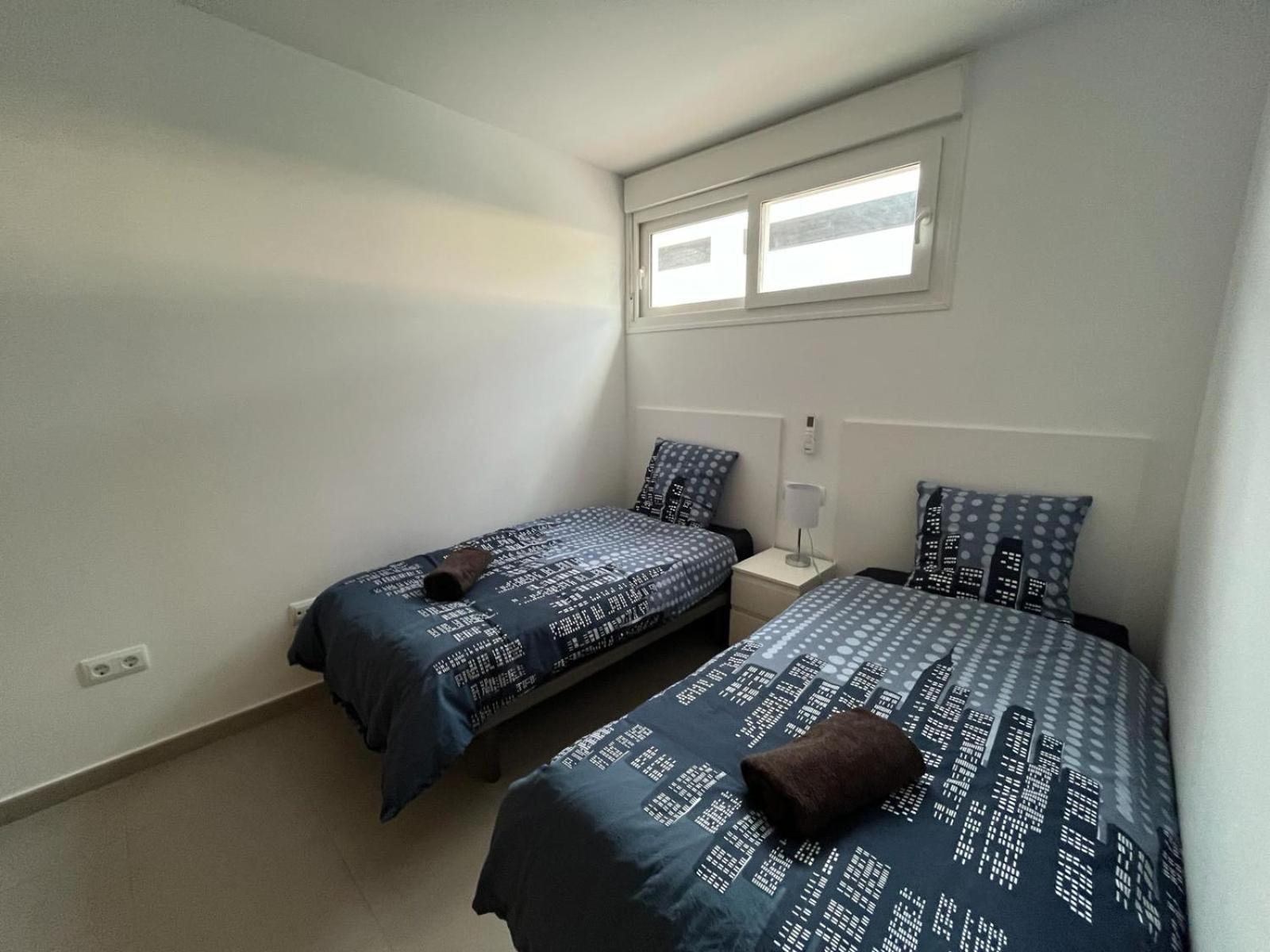 Bonito Penthouse En Campo De Golf Con Piscina Apartment *