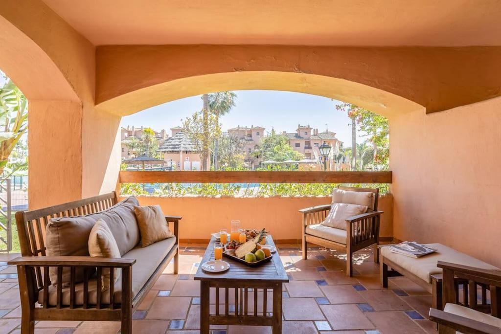 Apartamento Oleholidays Hacienda Del Sol Beachside Luxury Estepona