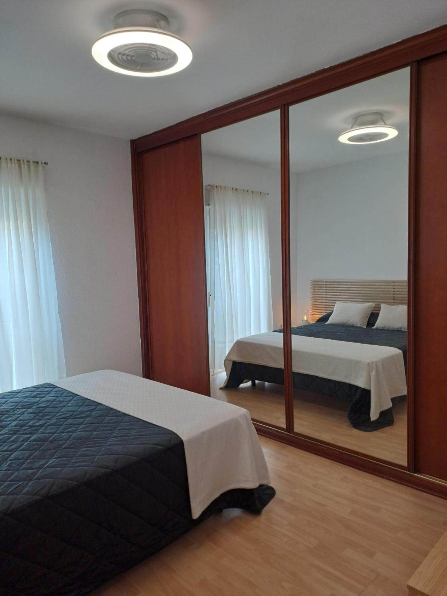 Compartido Hab Privadas Playa De La Caleta Habitación en casa particular Cádiz