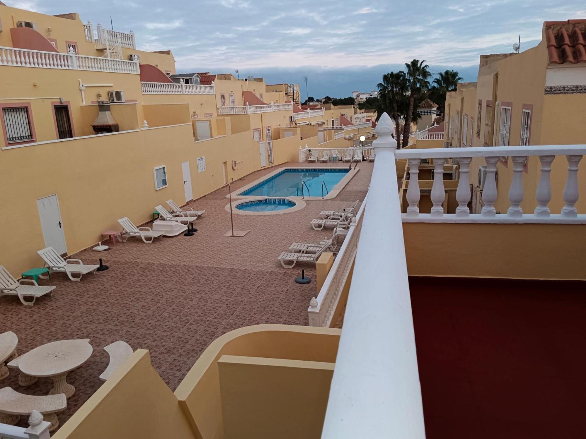 Campoamor 34 *